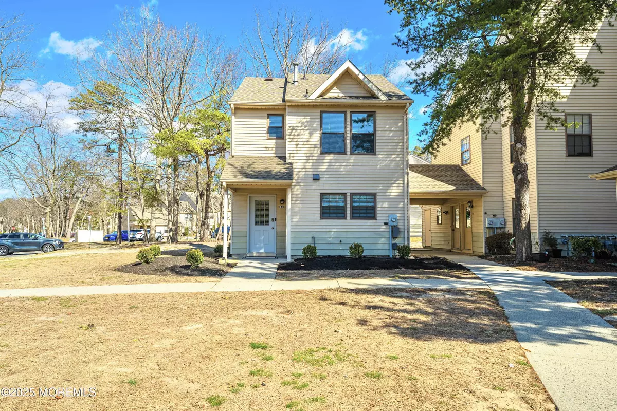 Jackson, NJ 08527,140 Aster Court