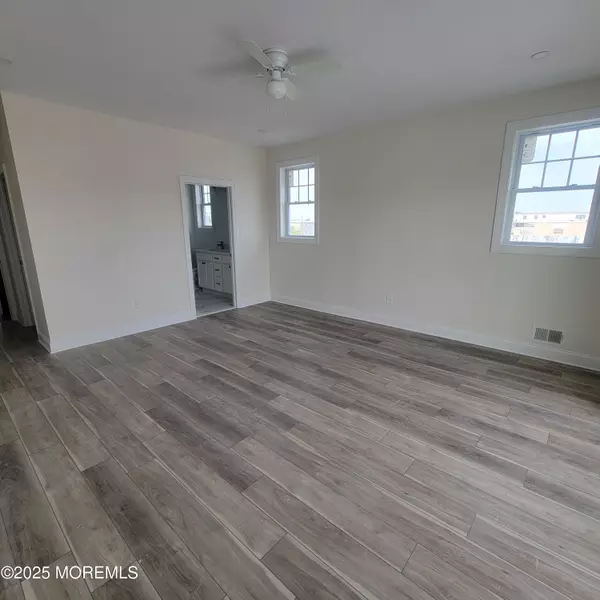 Seaside Heights, NJ 08751,61 Hiering Avenue