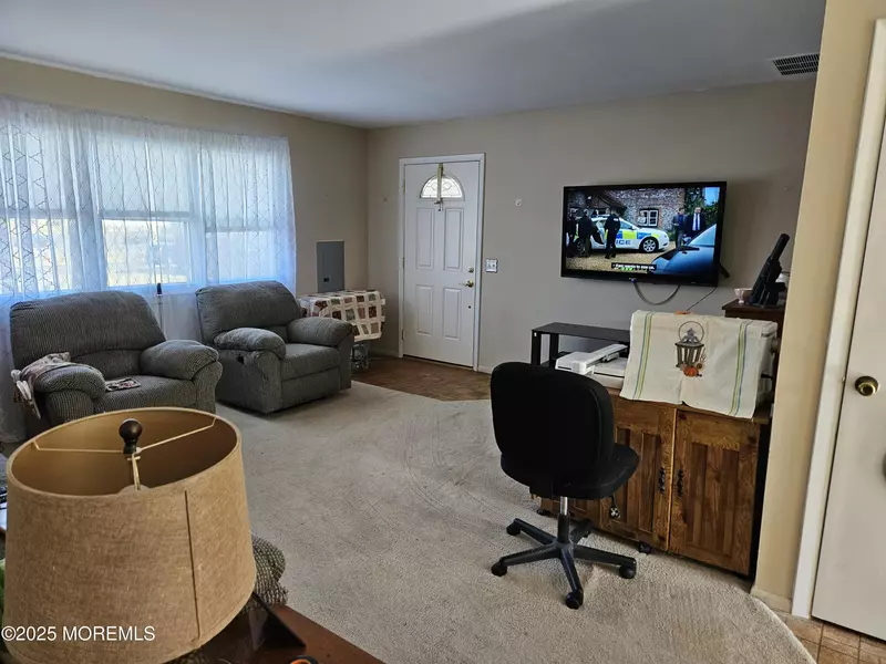9 Hawaii Court #972, Matawan, NJ 07747