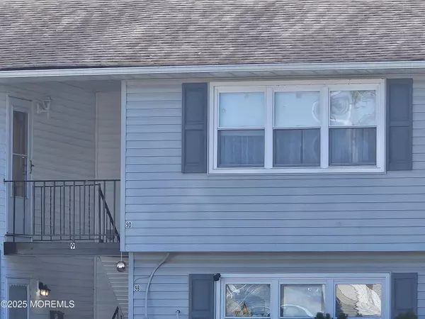 Matawan, NJ 07747,9 Hawaii Court #972