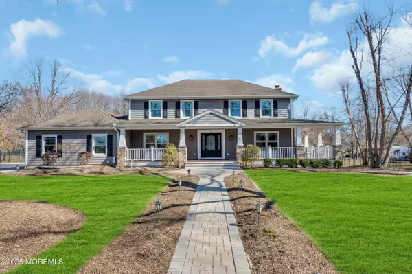 12 Terry Lane, Middletown, NJ 07748