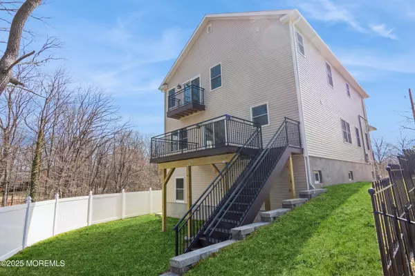 Sayreville, NJ 08872,5 Frank Avenue
