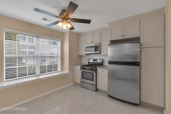 Tinton Falls, NJ 07712,25 Madison Court