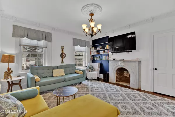 Keyport, NJ 07735,162 Broad Street