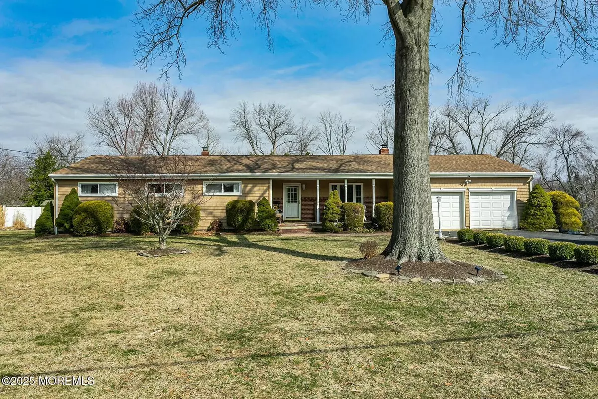 Tinton Falls, NJ 07724,27 Carlton Drive