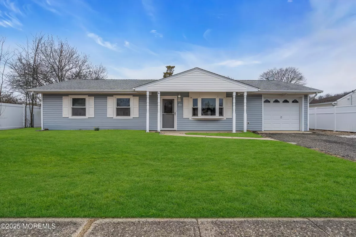 Barnegat, NJ 08005,6 Omaha Street