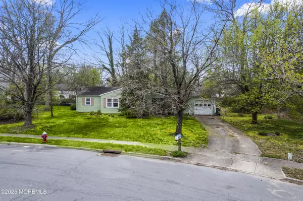Lakewood, NJ 08701,1158 Manor Drive