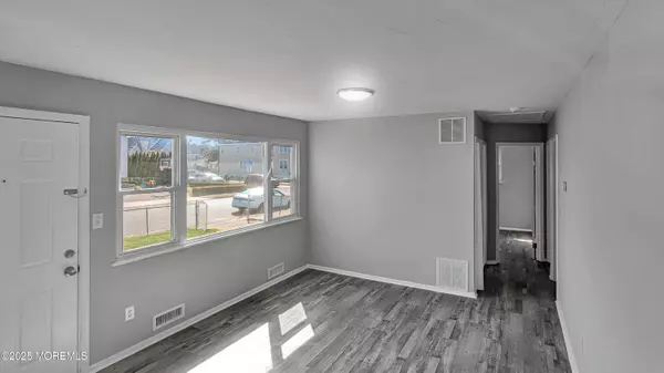 Lakewood, NJ 08701,118 Arlington Avenue