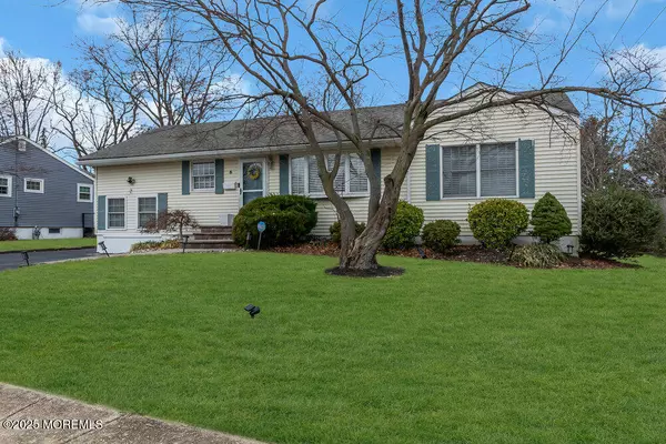 Hazlet, NJ 07730,6 Coral Drive