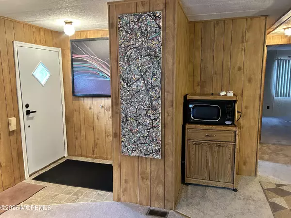 Hazlet, NJ 07730,474 Lane E