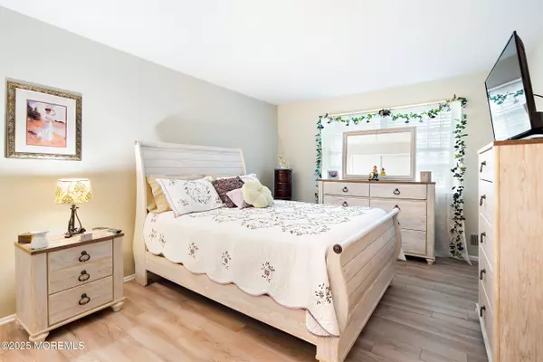 Brick, NJ 08724,114 Bayview Court #125