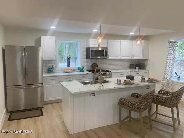 Bayville, NJ 08721,91 Ward Street