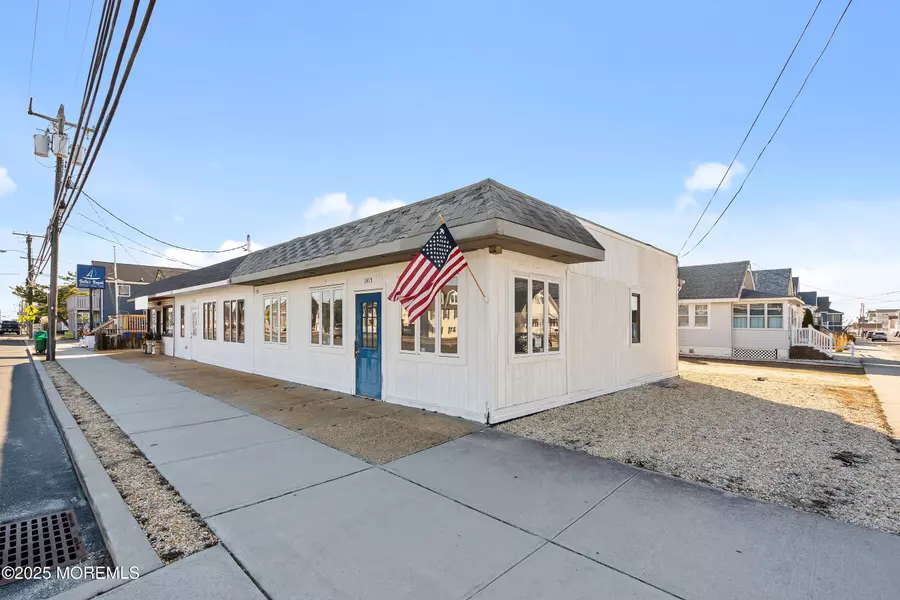 14091411 NE Central Avenue, Seaside Park, NJ 08752