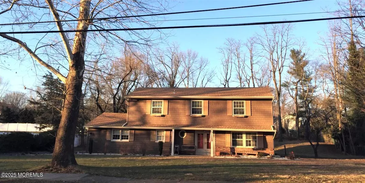 Lincroft, NJ 07738,45 Turnberry Drive