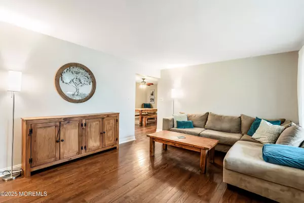 Jackson, NJ 08527,11 Ashford Road