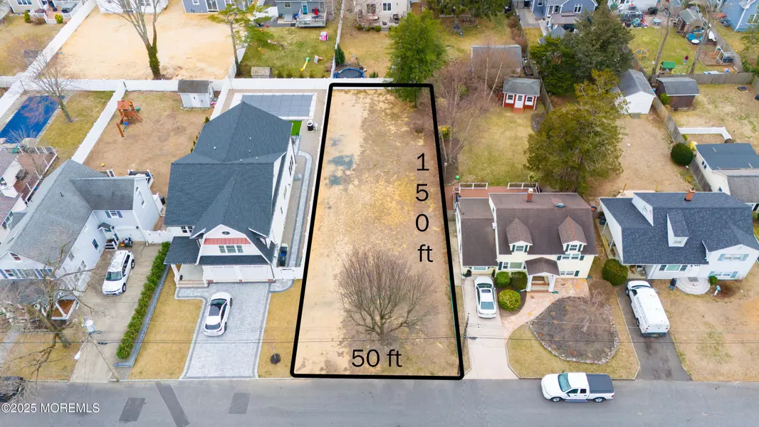 912 Ellison Avenue, Point Pleasant, NJ 08742
