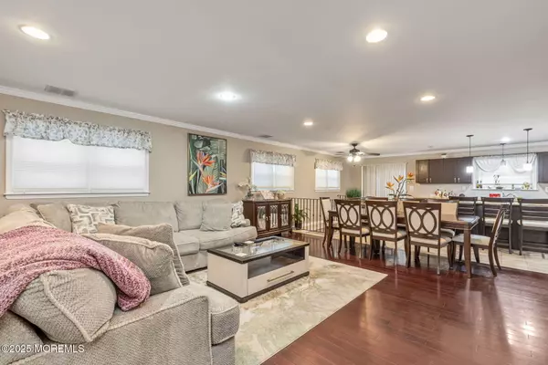 Union Beach, NJ 07735,935 5th Street