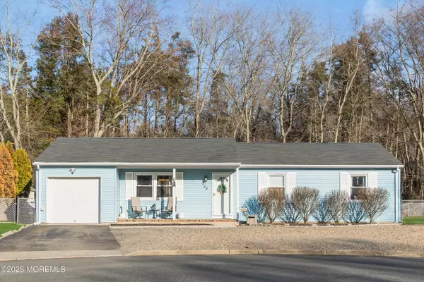 Lanoka Harbor, NJ 08734,503 Knollwood Court