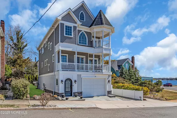 20 W End Avenue, Island Heights, NJ 08732