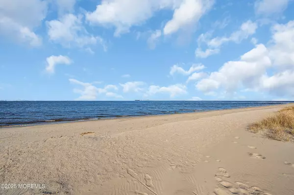 Port Monmouth, NJ 07758,93 Golden Eye Lane