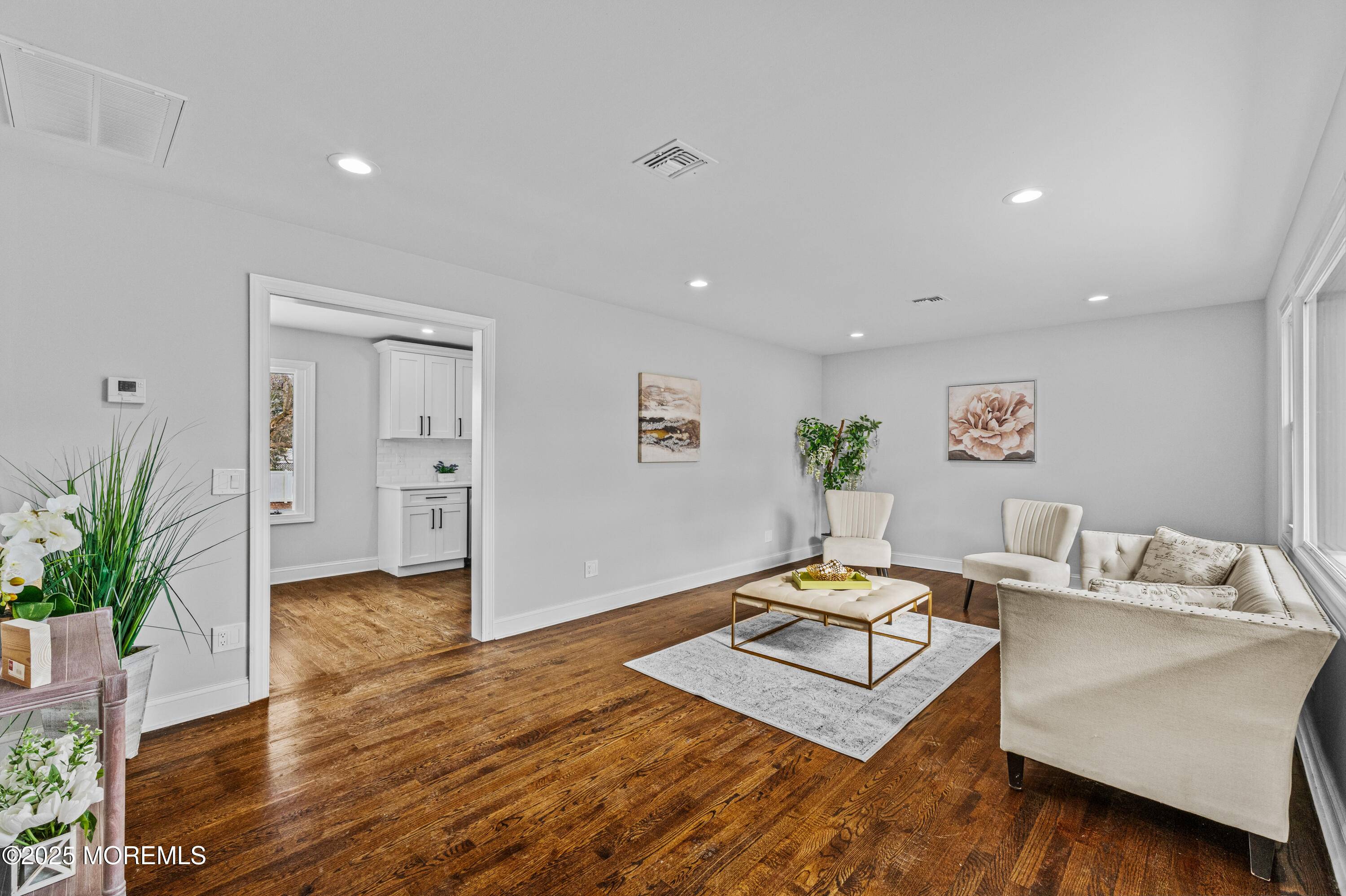 Freehold, NJ 07728,776 Elton Adelphia Road
