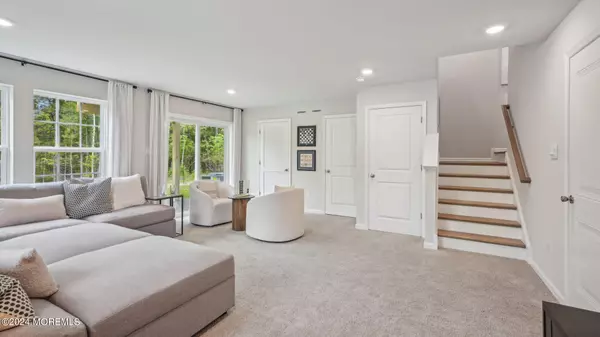 Tinton Falls, NJ 07753,1 Rothbury Court