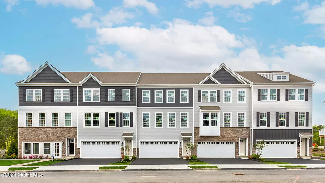 1 Rothbury Court, Tinton Falls, NJ 07753