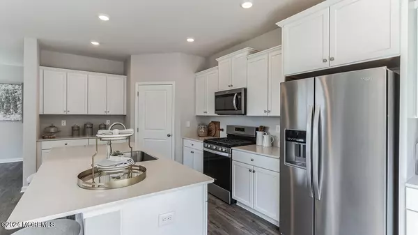 Neptune Township, NJ 07753,24 Penny Lane