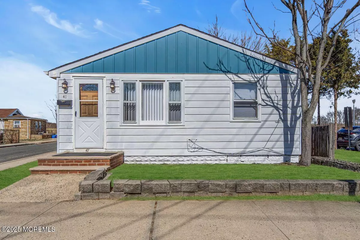 Keansburg, NJ 07734,41 Shore Boulevard