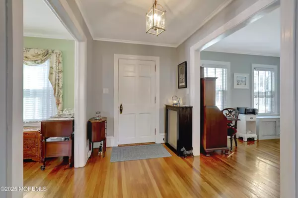 Allenhurst, NJ 07711,309 Spier Avenue