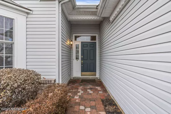 Jackson, NJ 08527,12 Bay Hill Road