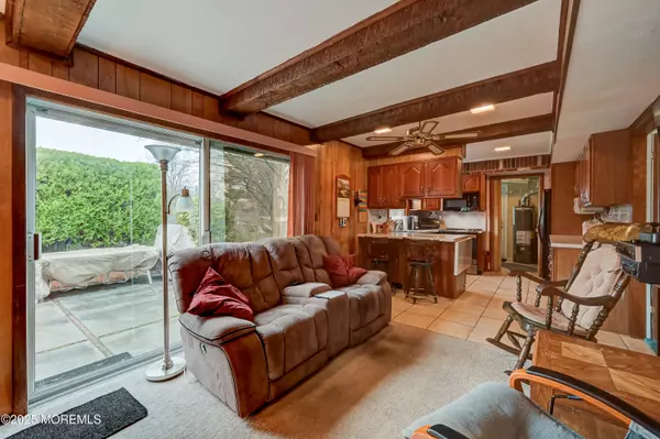 Aberdeen, NJ 07747,515 Line Road