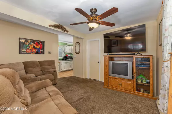 Keansburg, NJ 07734,39 Hill Street