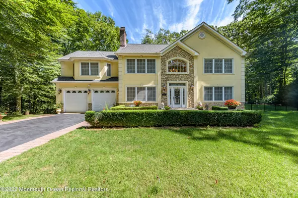 Morganville, NJ 07751,72 Reids Hill Road