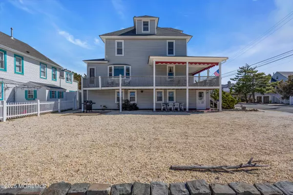 Seaside Park, NJ 08752,24 NE Central Avenue