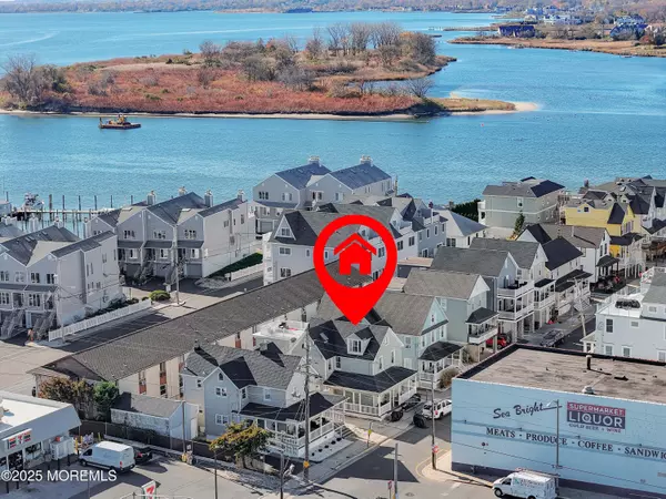 Sea Bright, NJ 07760,4 Center Street ##2