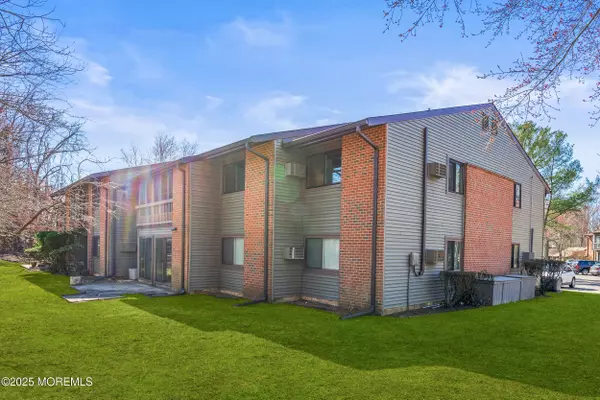 Red Bank, NJ 07701,50 Medford Court