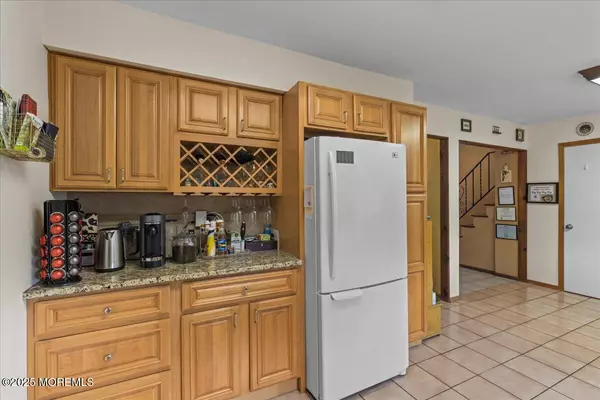 Hazlet, NJ 07730,726 Poole Avenue