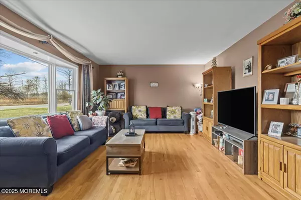 Hazlet, NJ 07730,726 Poole Avenue