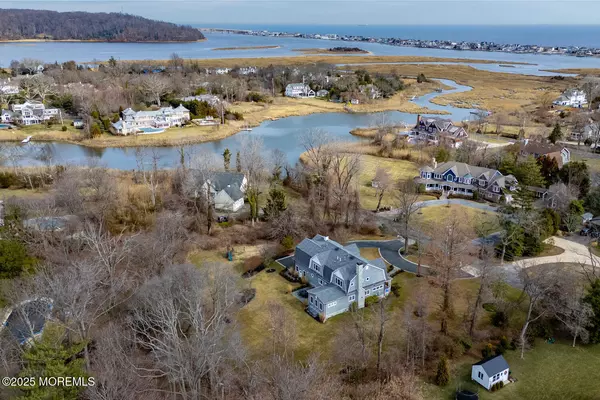 Rumson, NJ 07760,6 Pond Road