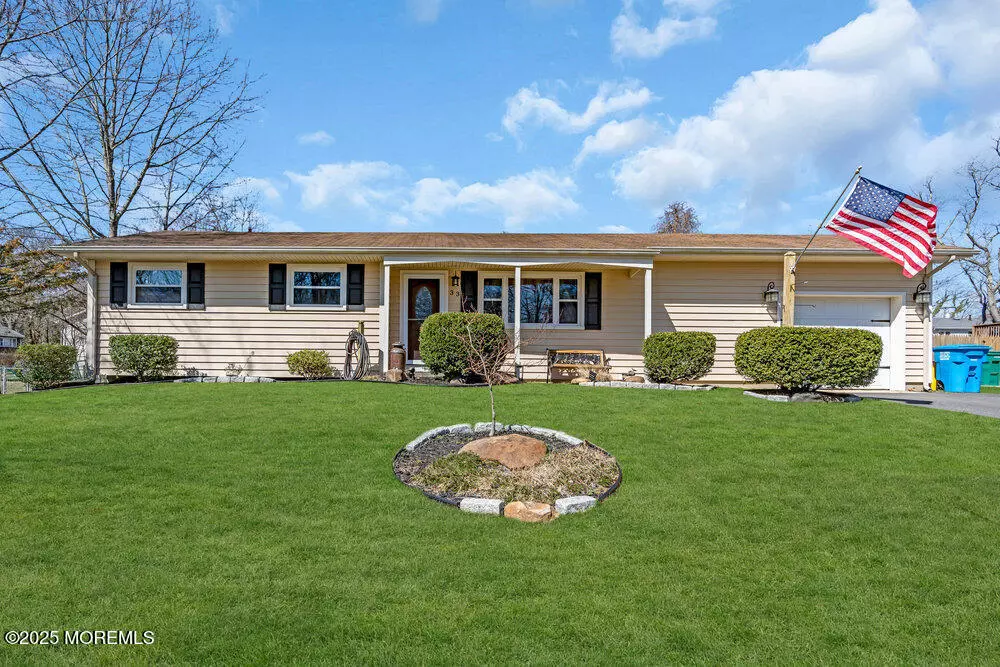 Jackson, NJ 08527,33 Dogwood Drive