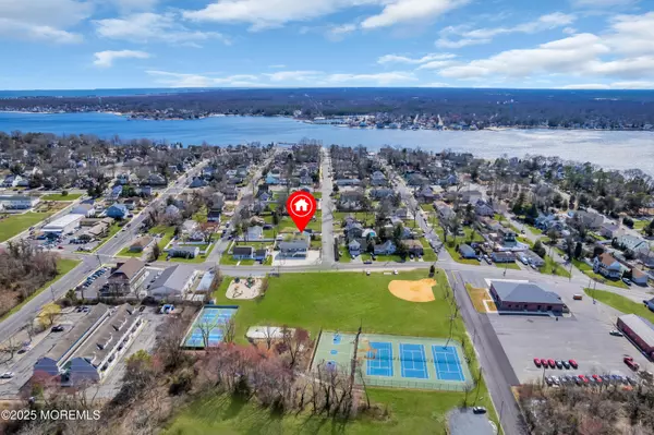 Island Heights, NJ 08732,136 Oak Avenue