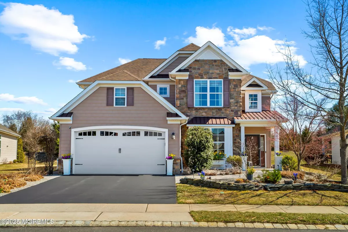 Farmingdale, NJ 07727,27 E Sagamore Drive