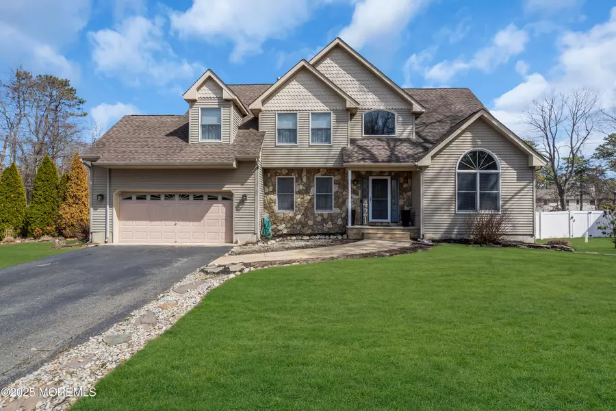 421 Princeton Avenue, Bayville, NJ 08721