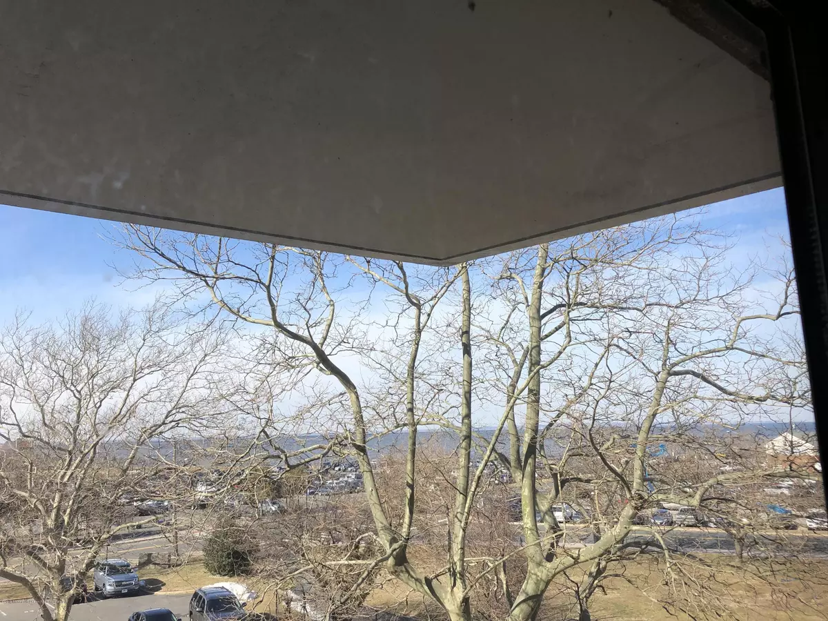 Atlantic Highlands, NJ 07716,10 Ocean Boulevard #2D