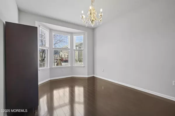 Marlboro, NJ 07746,5 Pecan Valley Drive
