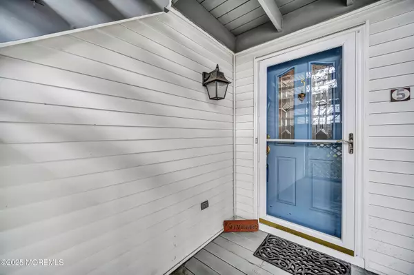 Wall, NJ 07719,2501 Bedford Corners Lane #5