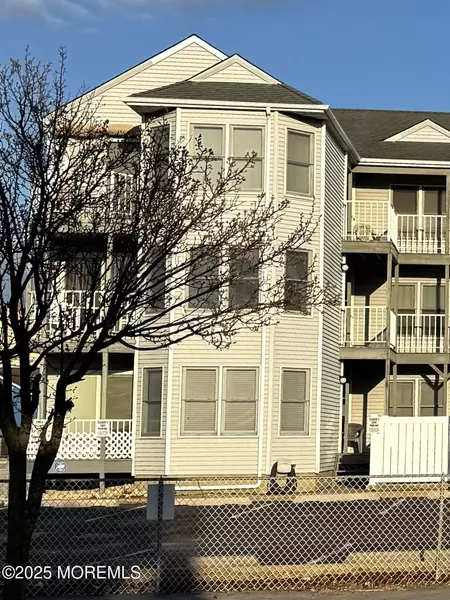 1418 Boulevard #8, Seaside Heights, NJ 08751