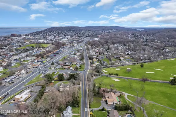 Atlantic Highlands, NJ 07716,959 Leonardville Road