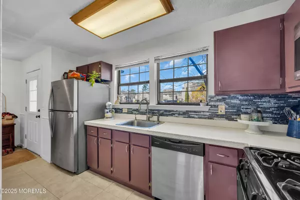 Jackson, NJ 08527,407 Geranium Court